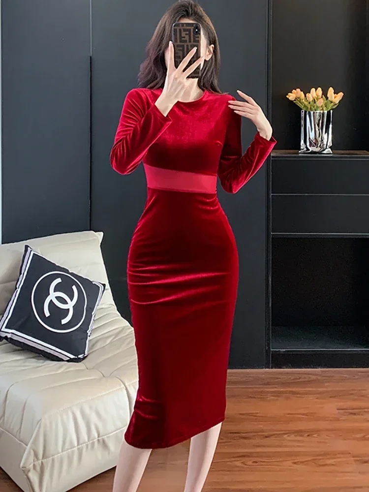 Elegantné Červené Zamatové Luxusné Party Šaty Elegantné Ženy Oblečenie Na Jeseň Roku 2023 Vintage O-Krk Dlhý Rukáv Sexy Bodycon Ceruzka Midi Šaty2