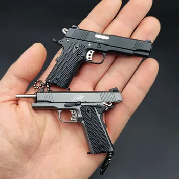 Mini 1:3 Čierne KIMBER 1911 Zbraň, Pištoľ Hračky Miniatúrny Model Keychain Kovové Zliatiny Shell Darček Hračky (nemôže Strieľať) (Žiadna Kolónka)